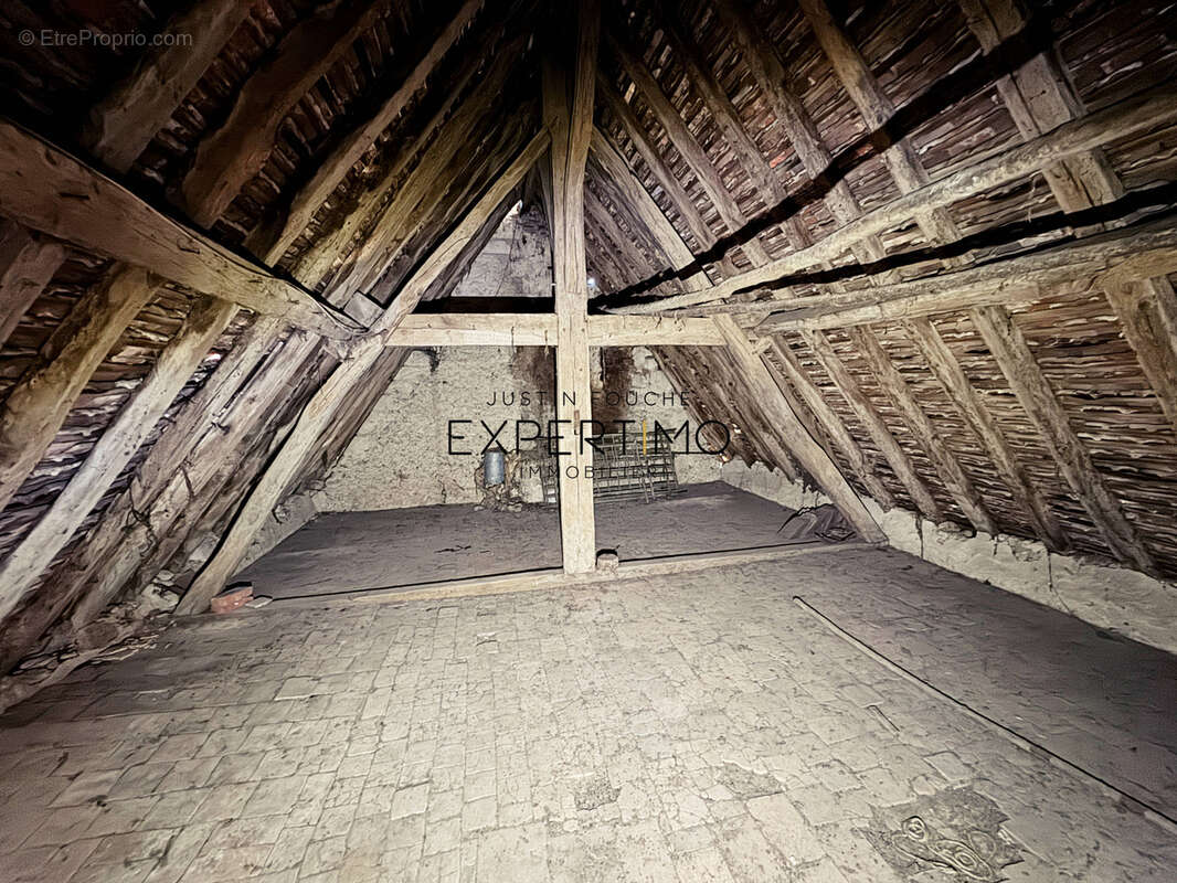 Maison à COUTURE-SUR-LOIR