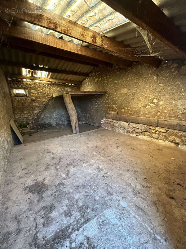 Maison à SAINTE-GEMME