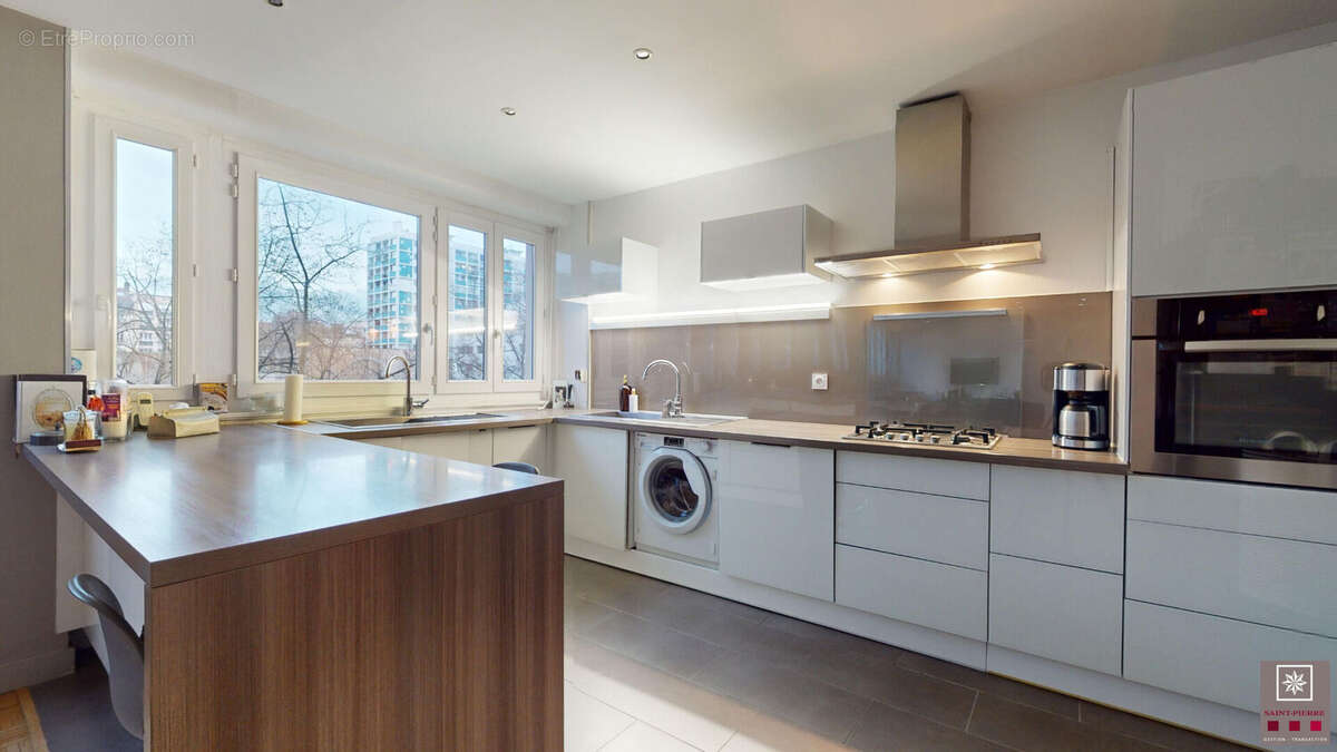 Appartement à LYON-6E