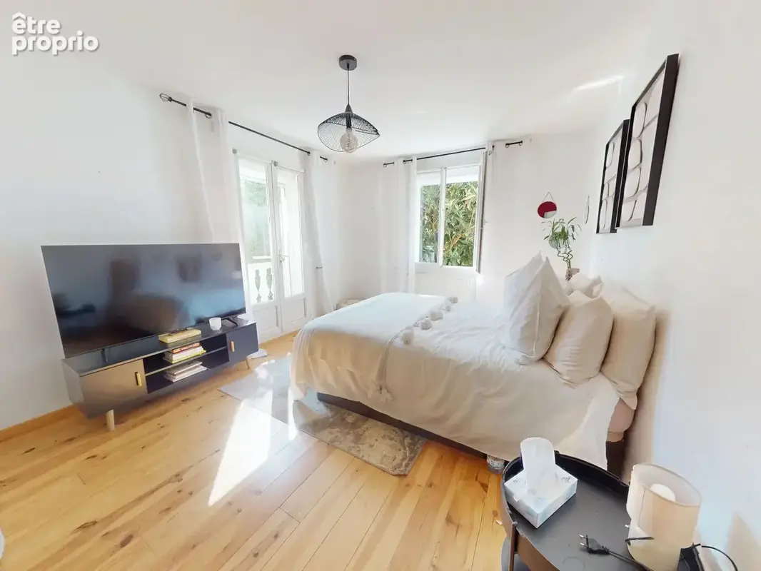 Gagny centre ,une maison familiale rénovée où chaque espace a été pensé pour le quotidien - photo 10