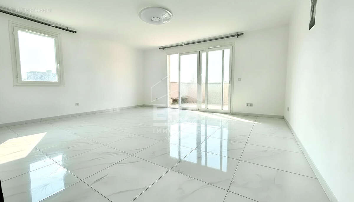 Appartement à EVRY