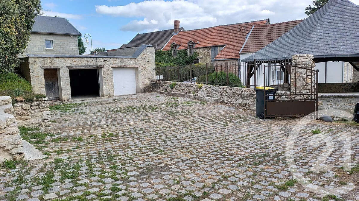 Maison à ARCIS-LE-PONSART