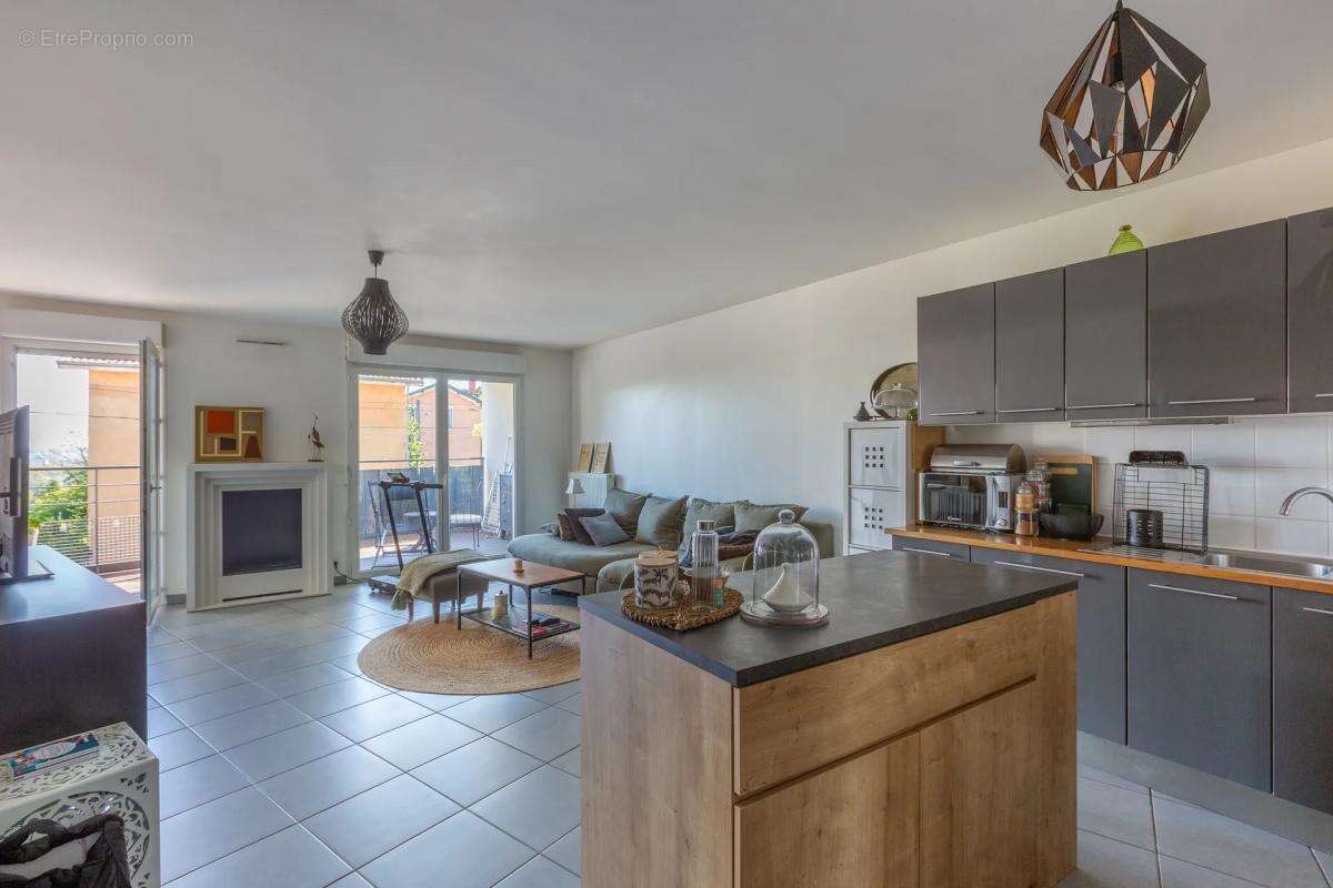 Appartement à CALUIRE-ET-CUIRE