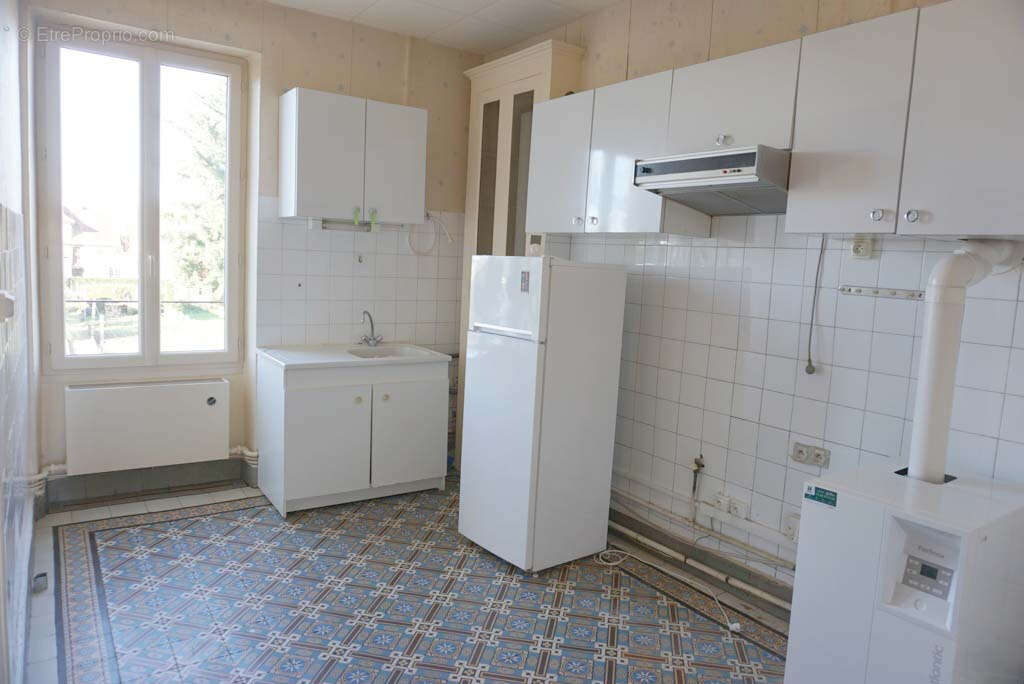 Appartement à PARAY-LE-MONIAL