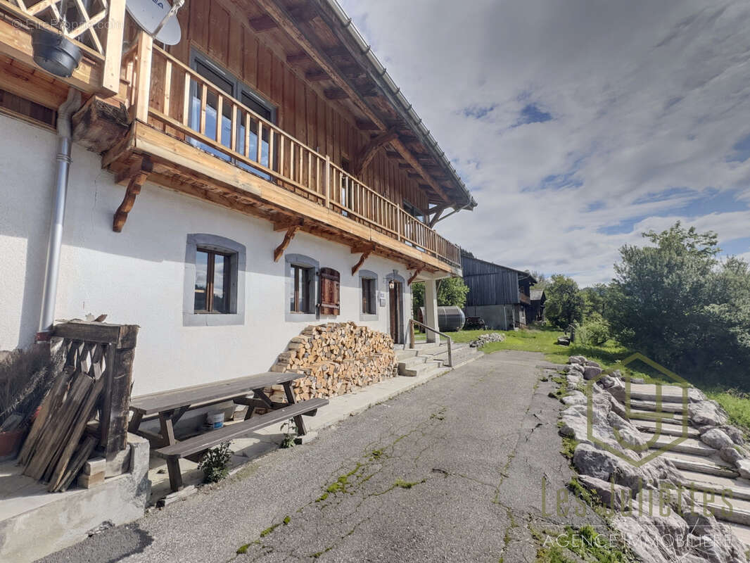 Maison à LA COTE-D'ARBROZ