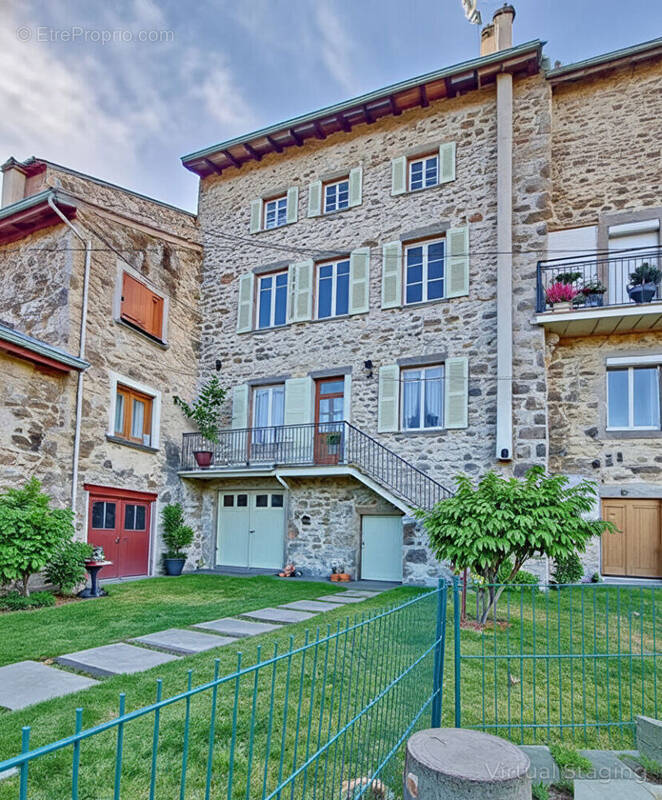 Maison à SAINT-MARCELLIN-EN-FOREZ