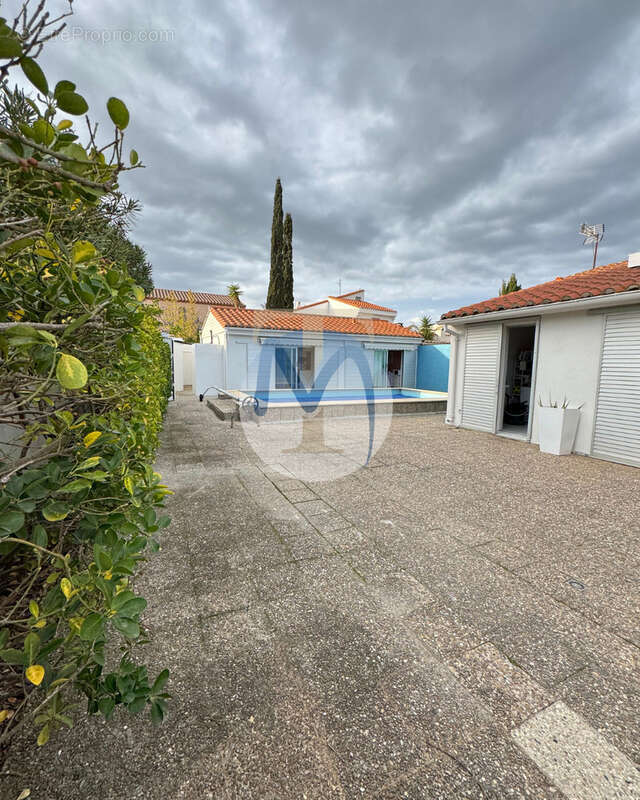 Maison à CANET-EN-ROUSSILLON