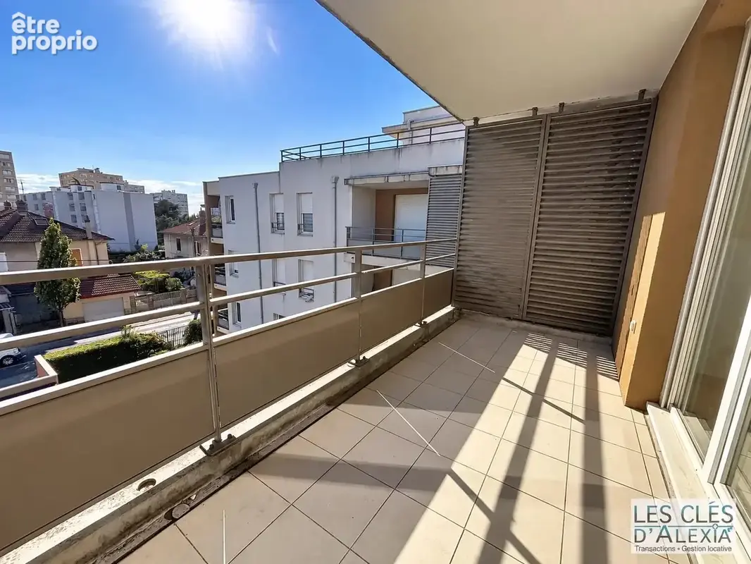 Photo Appartement à Saint-Priest au prix de 219 000€
