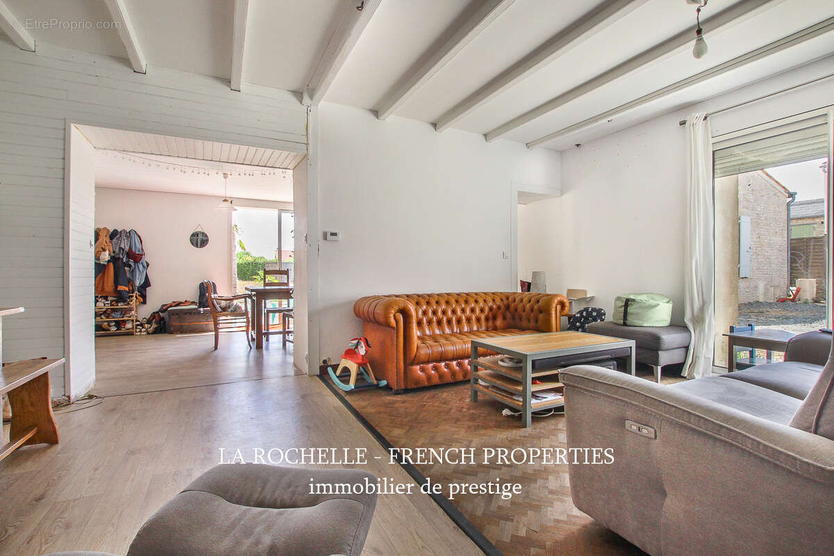 Maison à LE GUE-D'ALLERE