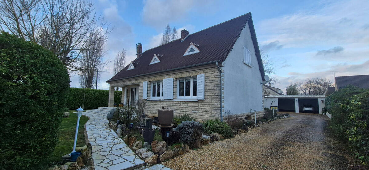 Maison à CREPY-EN-VALOIS