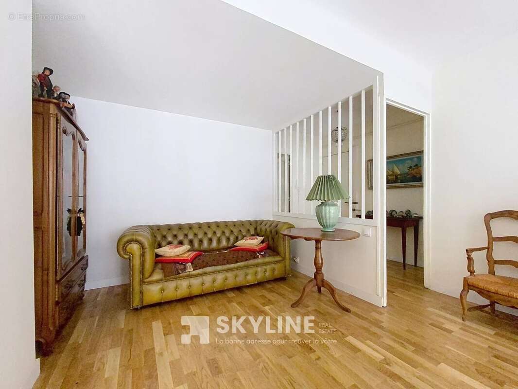 Appartement à MARSEILLE-3E