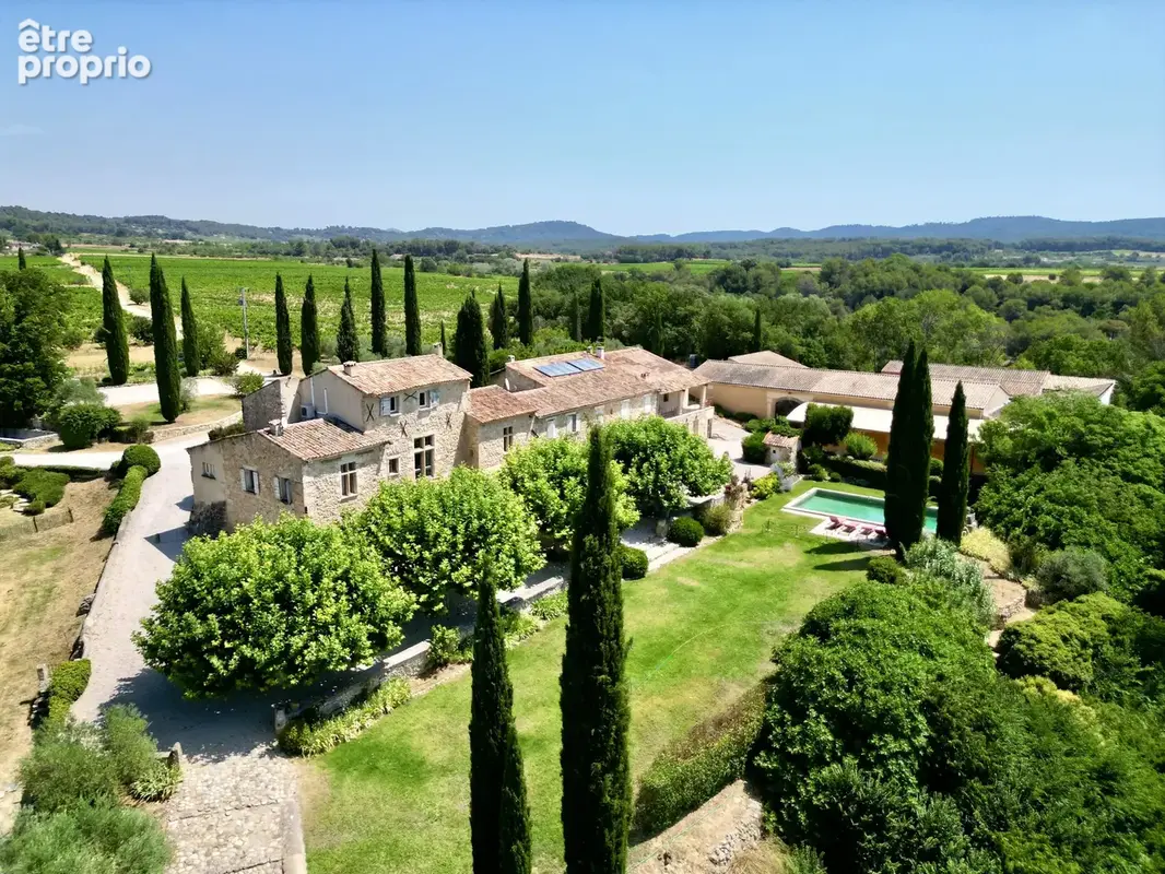 Sud luberon   domaine viticole de 39 ha avec bastide de caractère - photo 2