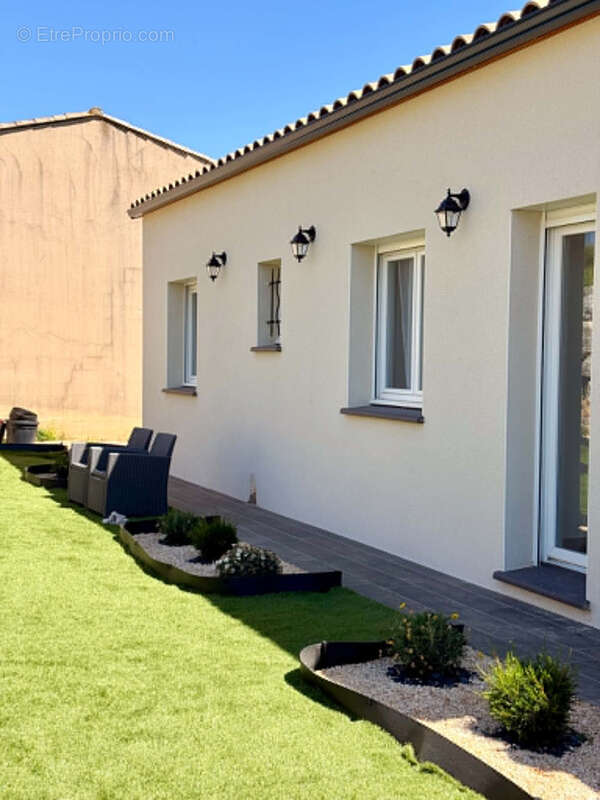 Maison à COUFFOULENS