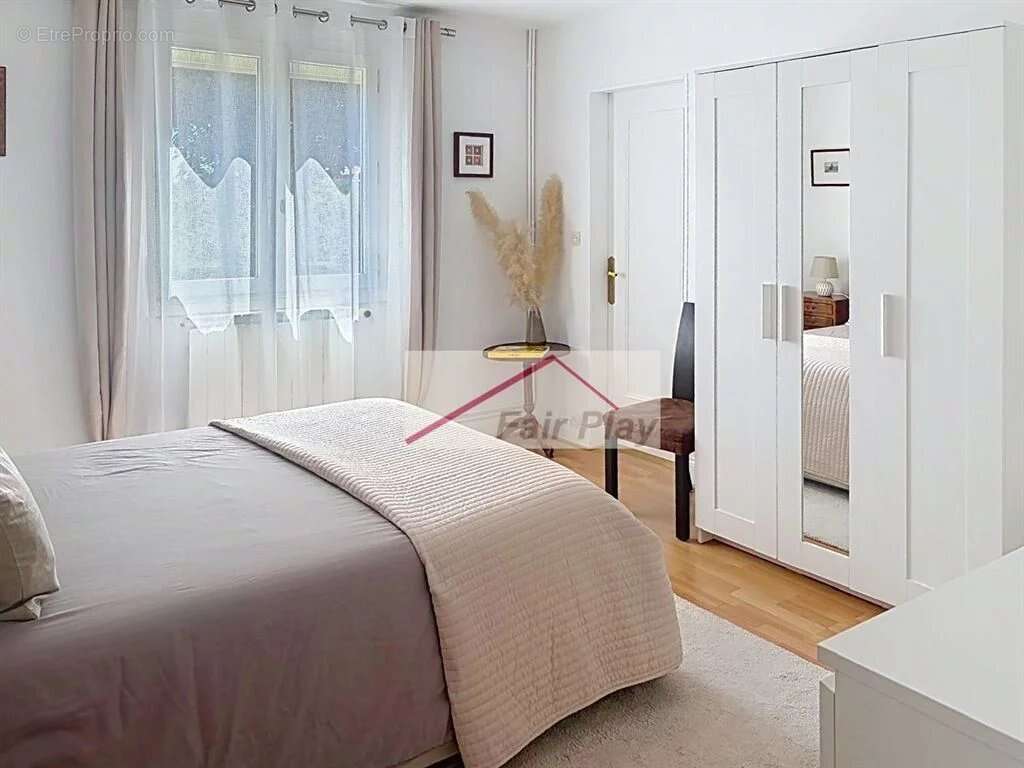 Maison à TONNAY-CHARENTE