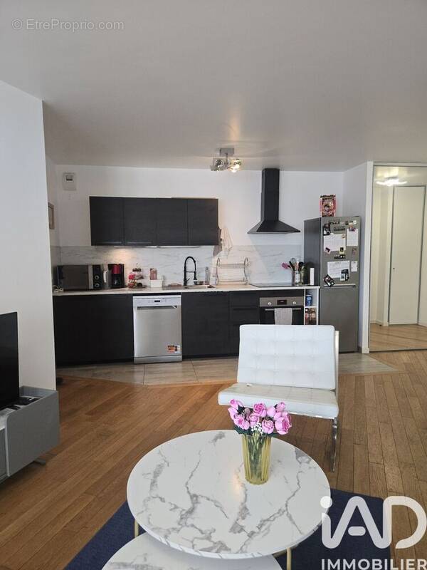 Photo 1 - Appartement à CLICHY