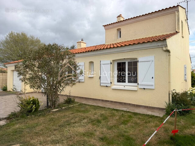 Maison à TALMONT-SAINT-HILAIRE