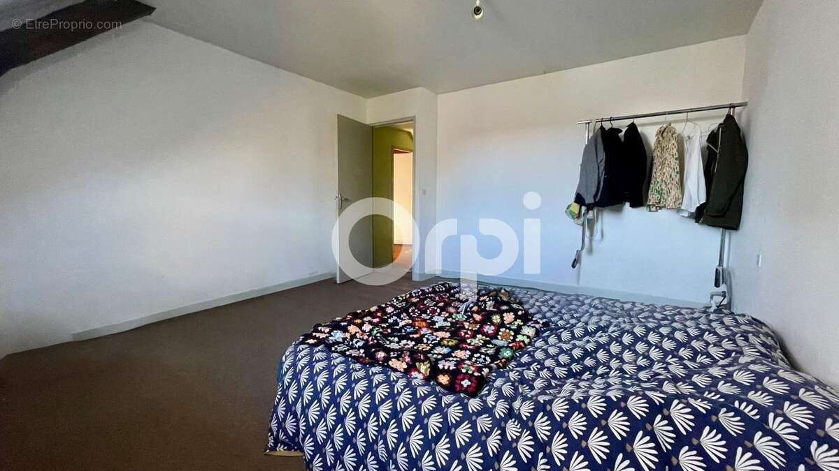 Appartement à TERRASSON-LAVILLEDIEU