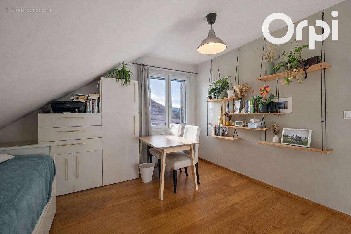 Appartement T4 Dernier étage - Vétraz-Monthoux - photo 6