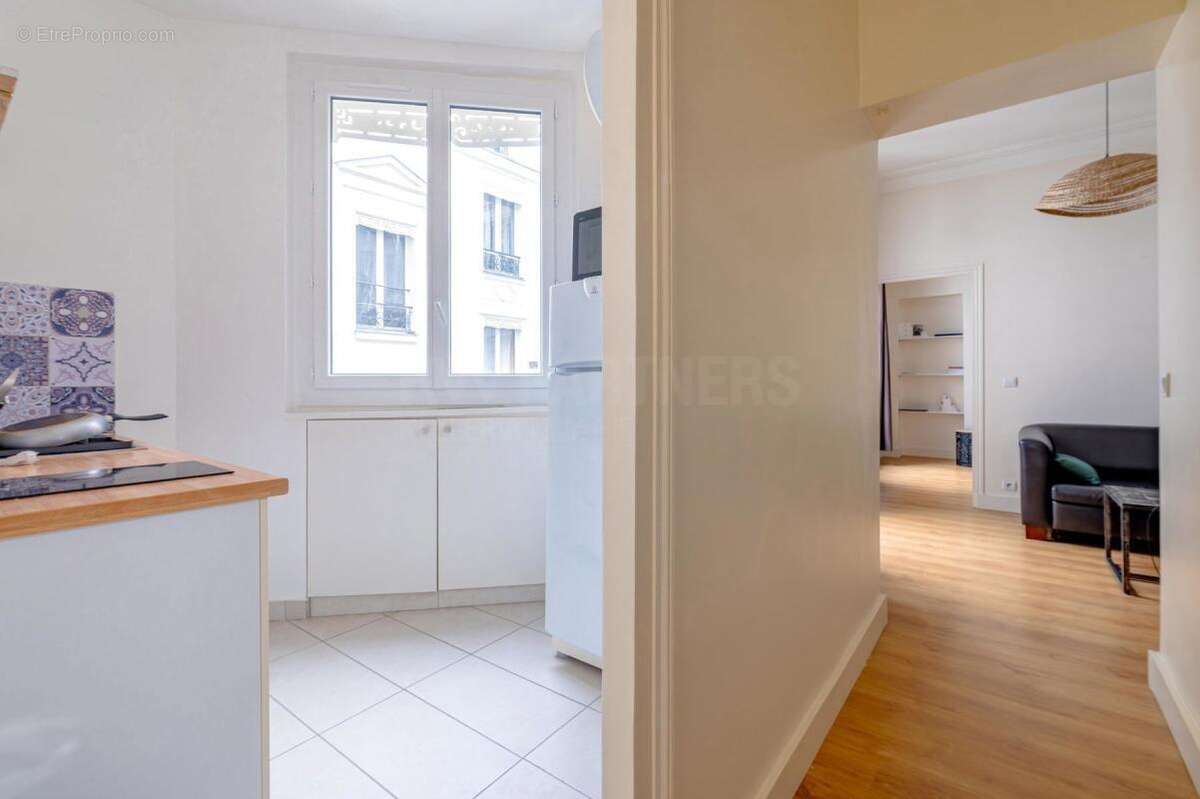 Appartement à PARIS-3E