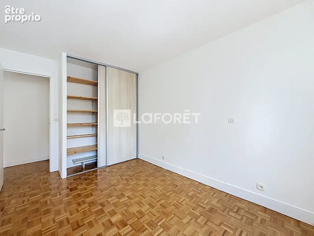 Appartement 3 pièces de 64 m² au coeur du Vésinet, à 5 min du RER - photo 8