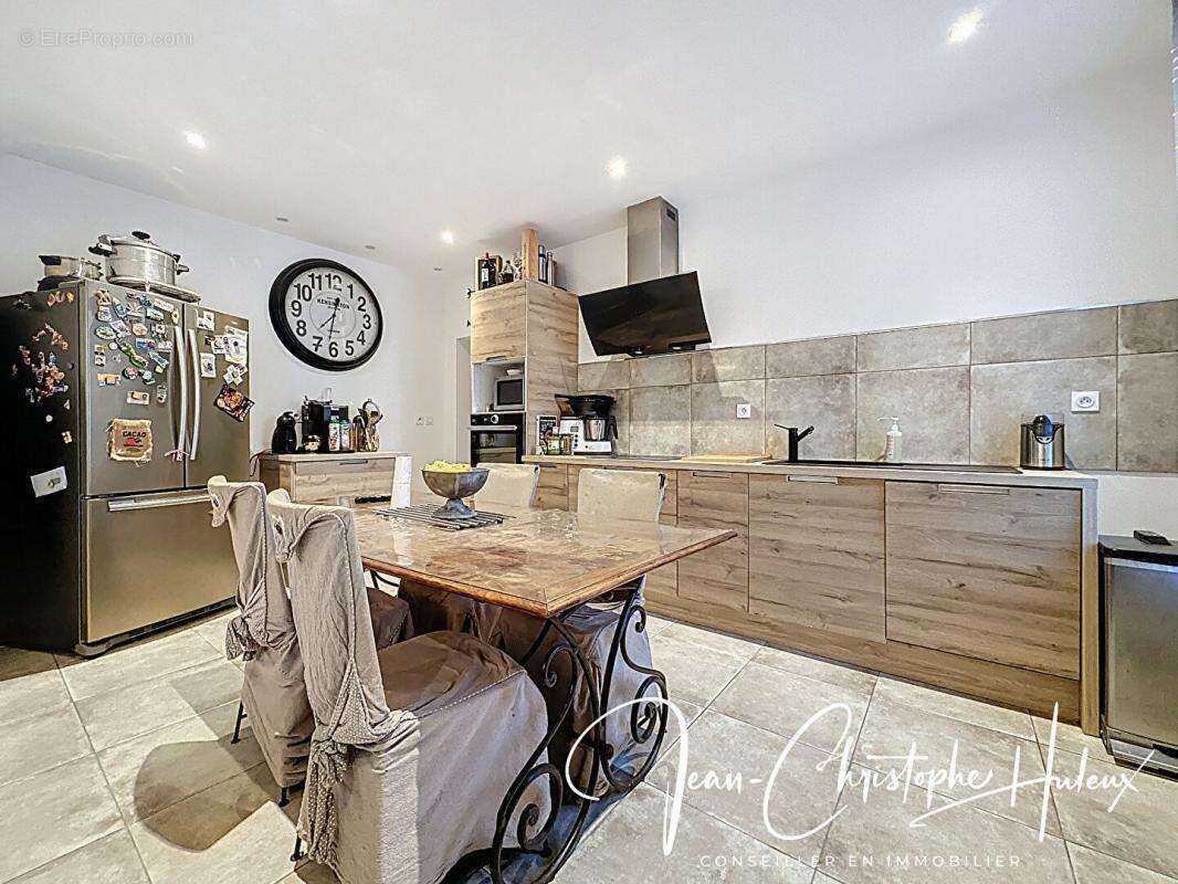 Maison à SAINT-GILLES