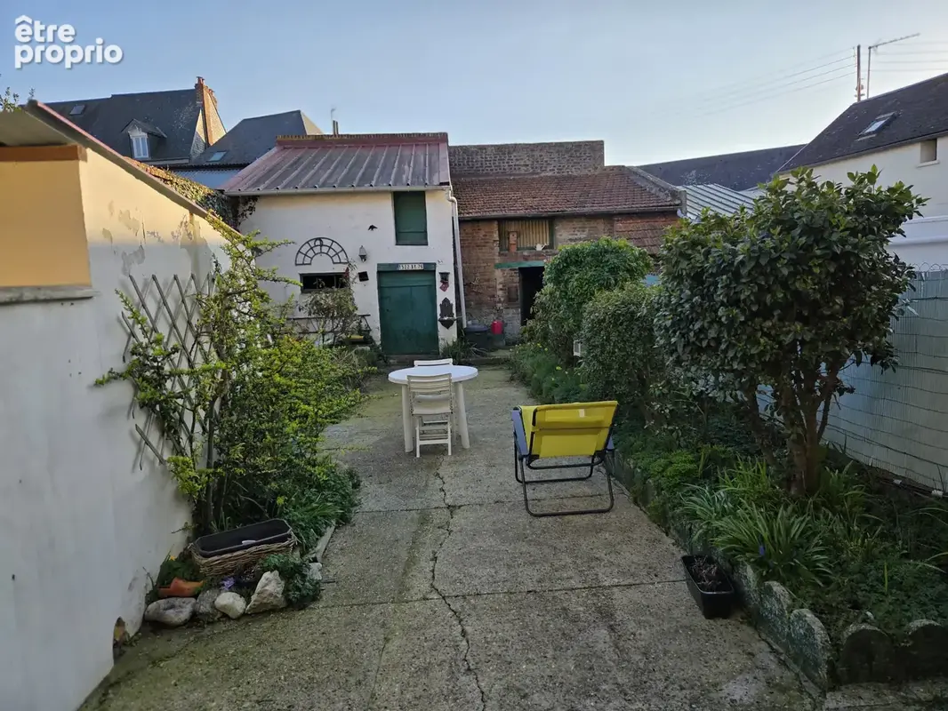 Maison de ville avec cour et garage - photo 14