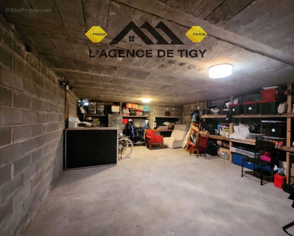 Maison à VIENNE-EN-VAL