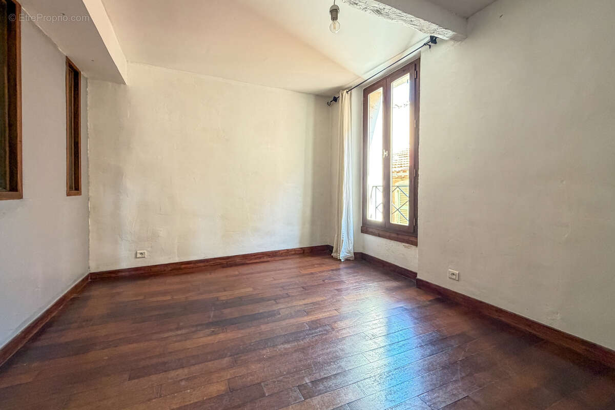 Appartement à HYERES