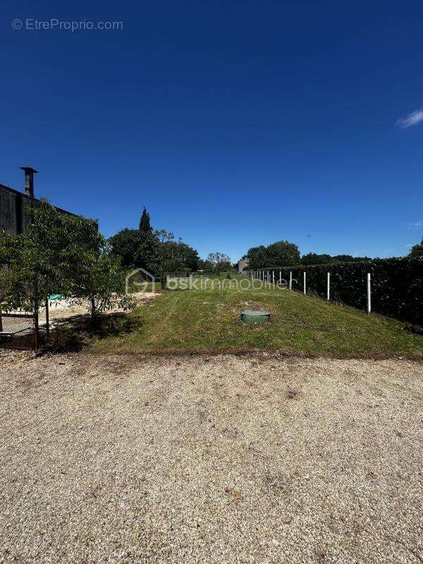 Maison à TAIZE-AIZIE