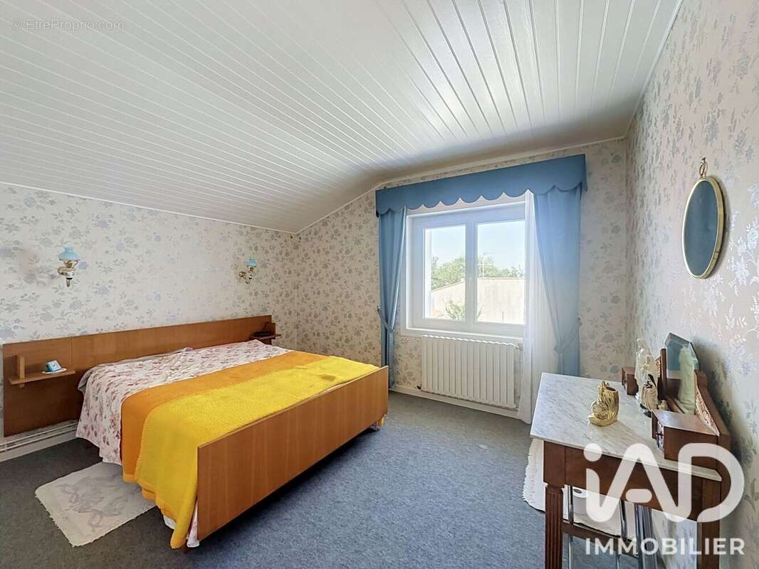 Maison 100 m² à Marans  - photo 9