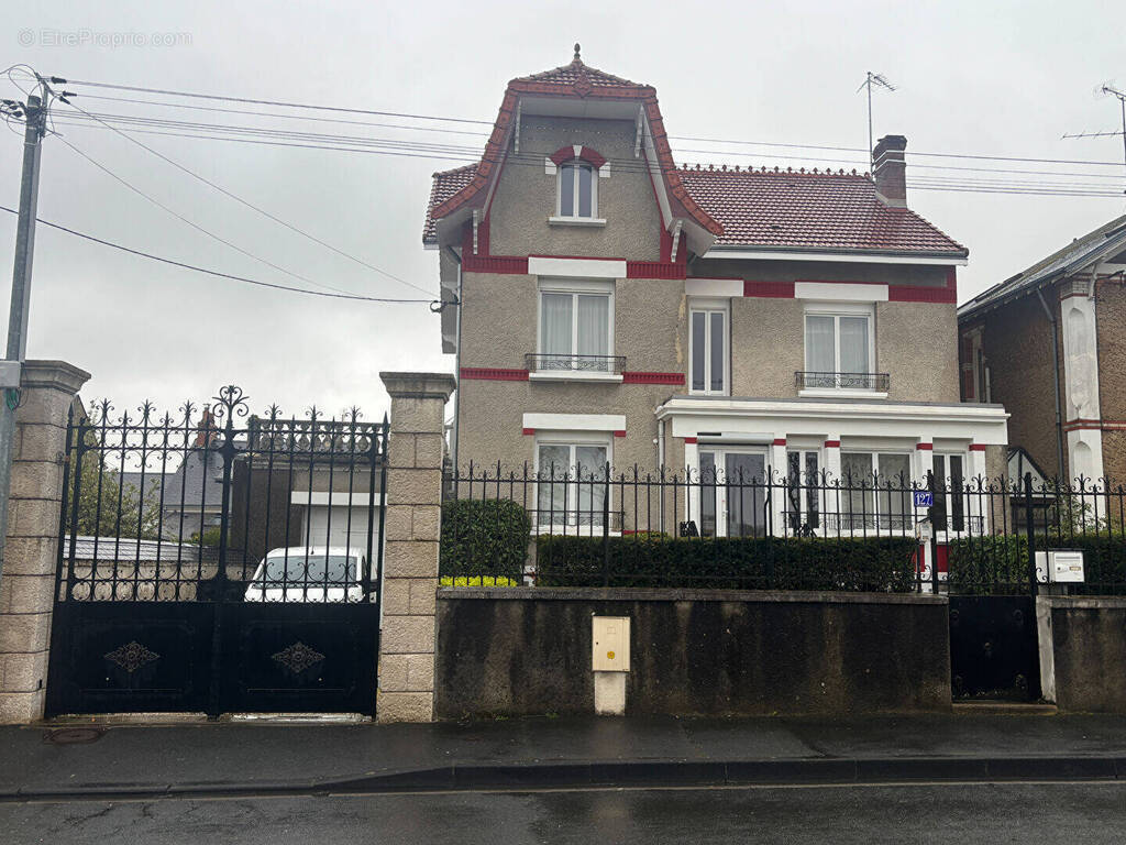 Maison à CHATEAUROUX