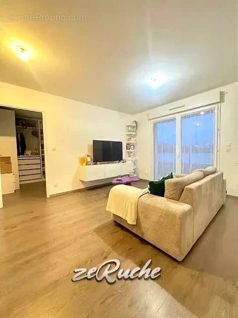 Appartement à MONDEVILLE