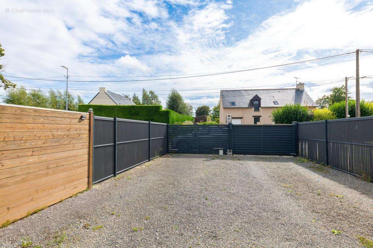 Maison à DOL-DE-BRETAGNE