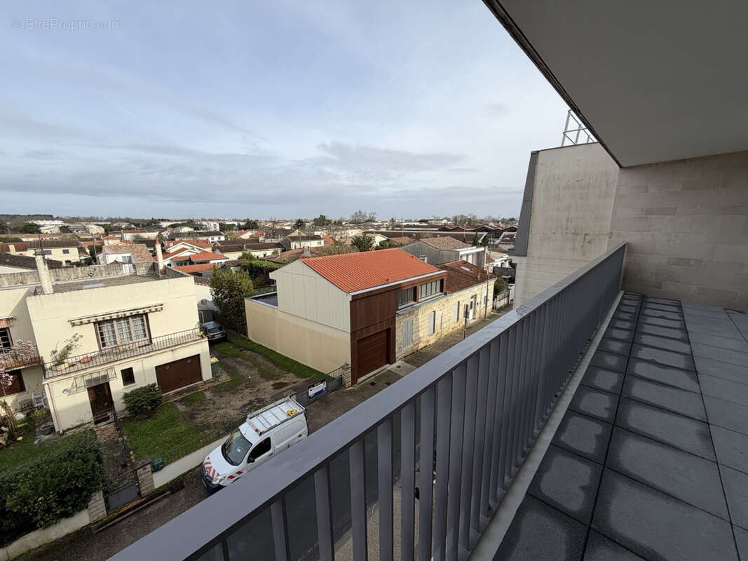 Appartement à PESSAC