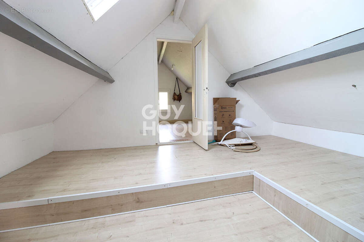 Maison à CHAUMES-EN-BRIE