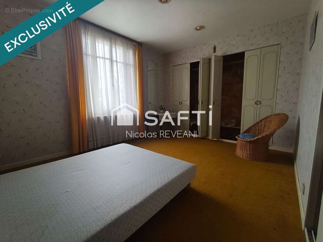 Maison 207 m² à Les Trois-Domaines  - photo 7