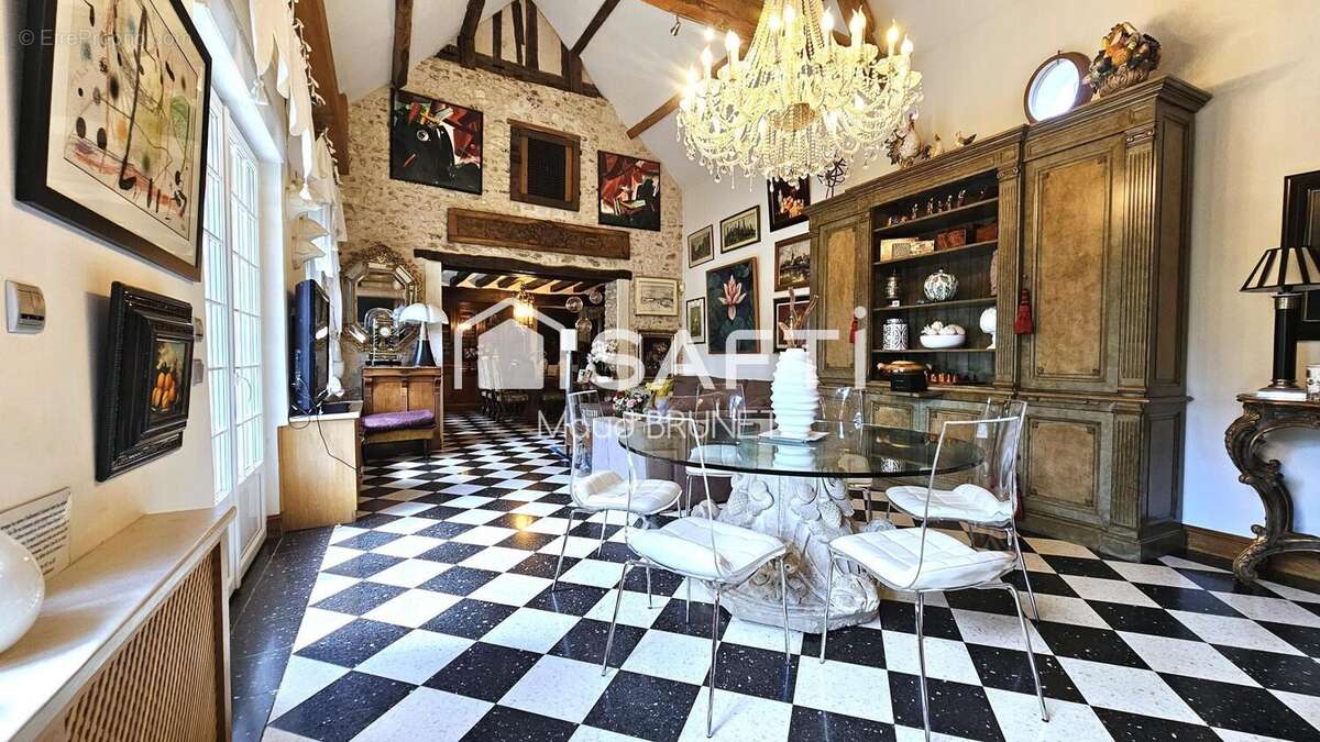 Photo 3 - Maison à HOUDAN