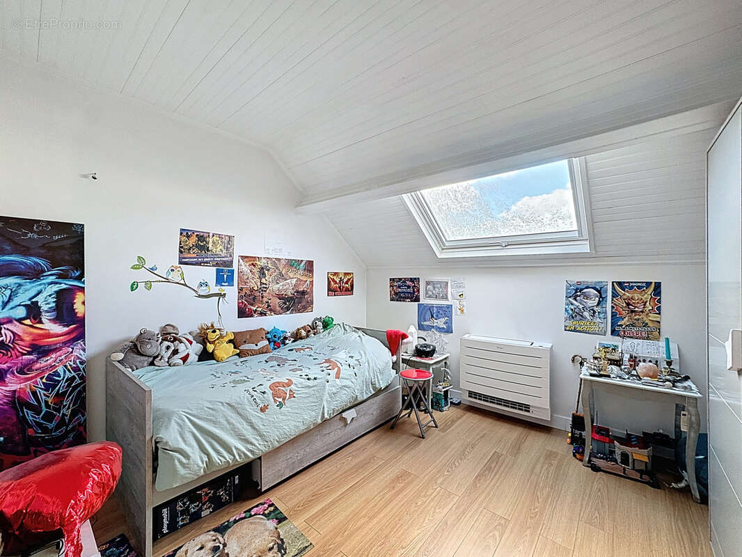 Maison à PARAY-VIEILLE-POSTE