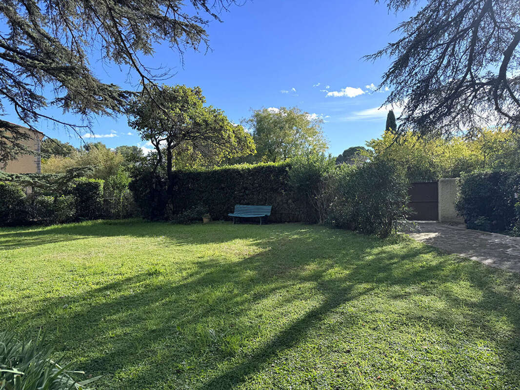 Maison à VILLENEUVE-LES-AVIGNON