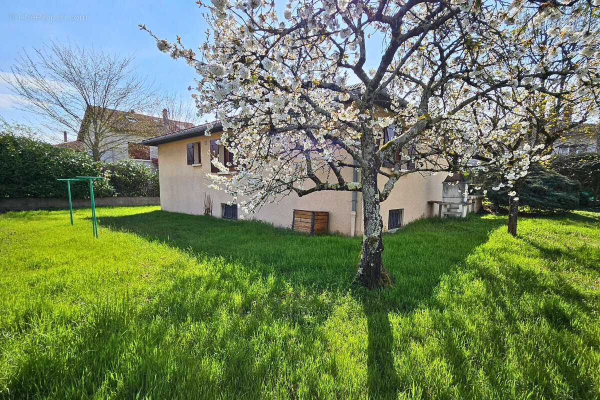 Maison à SAINT-PRIEST