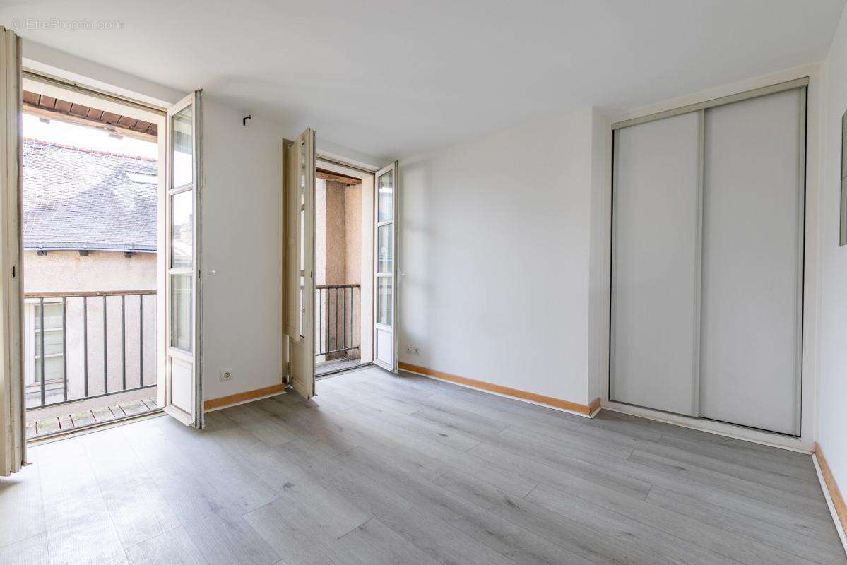Appartement T3 en hypercentre - photo 5