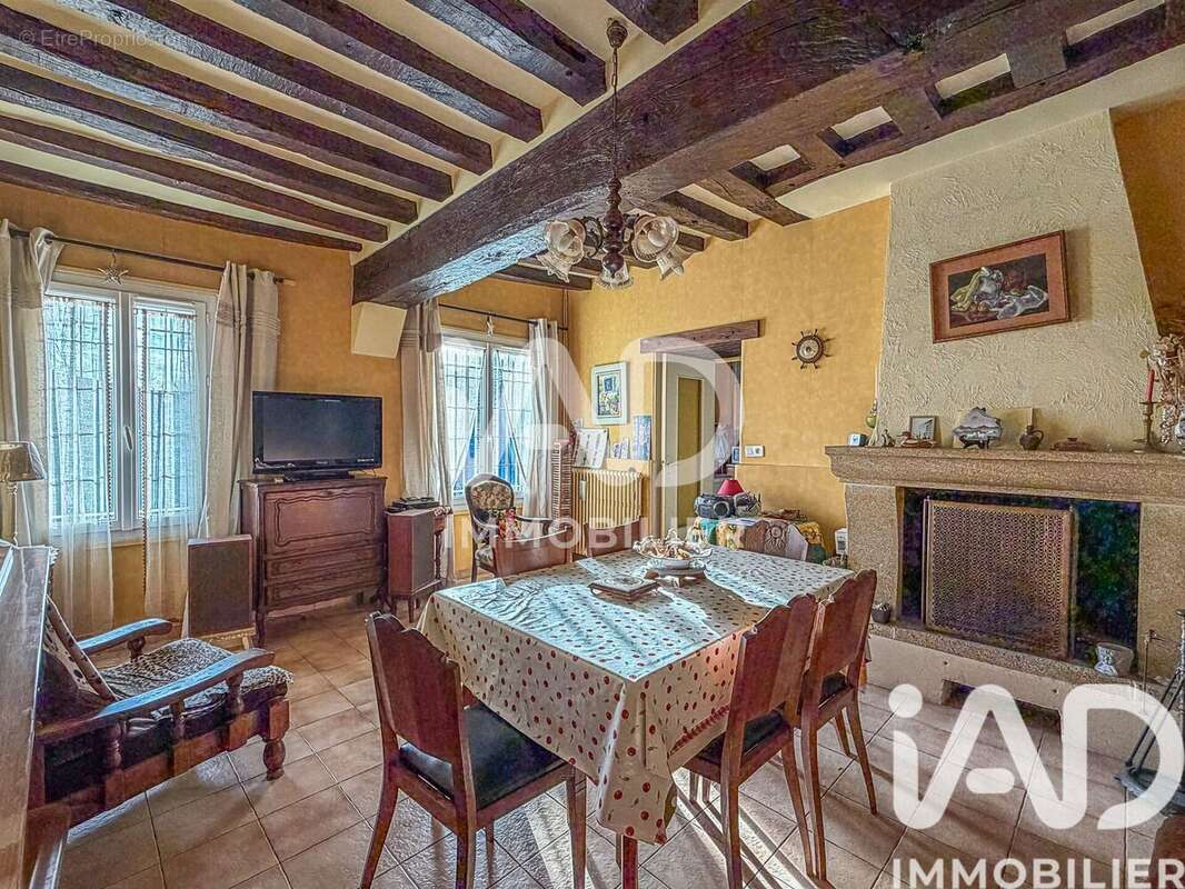 Photo 2 - Maison à DOUE