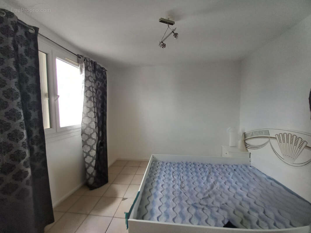 Appartement à MARSEILLE-14E