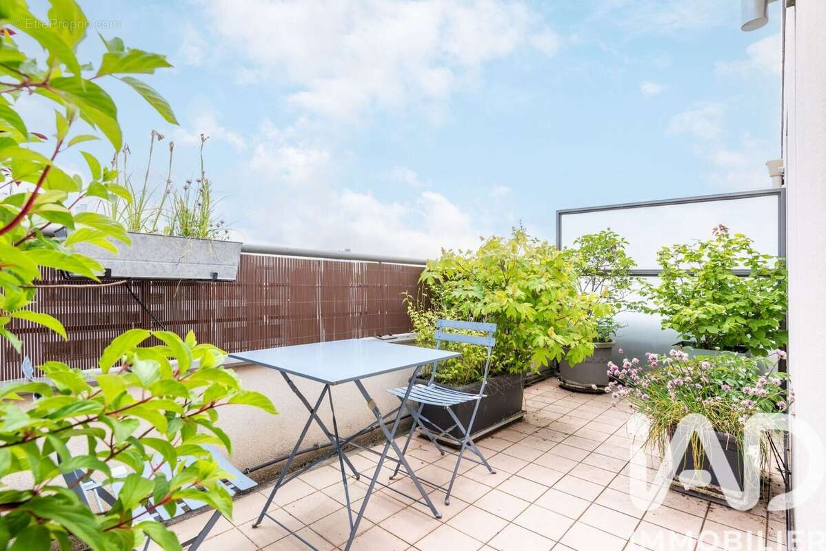 Photo 7 - Appartement à VILLEURBANNE