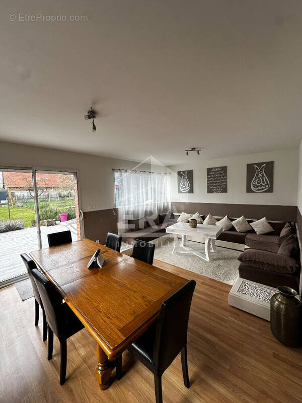 Maison à COURCELLES-LES-LENS