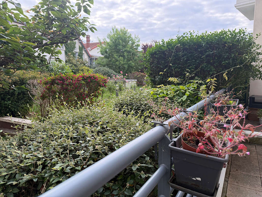 Appartement à SURESNES