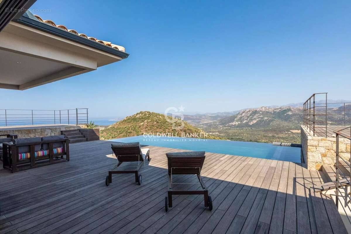 Maison à L&#039;ILE-ROUSSE