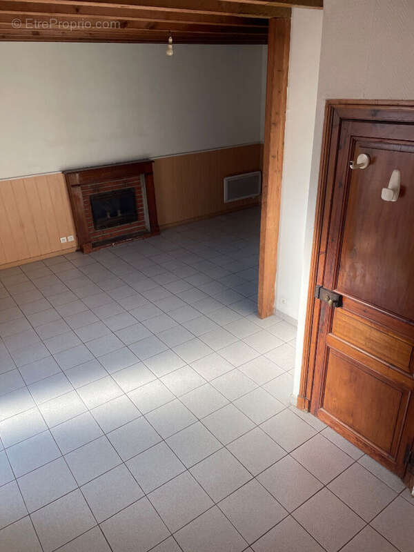 Appartement à JOUE-SUR-ERDRE
