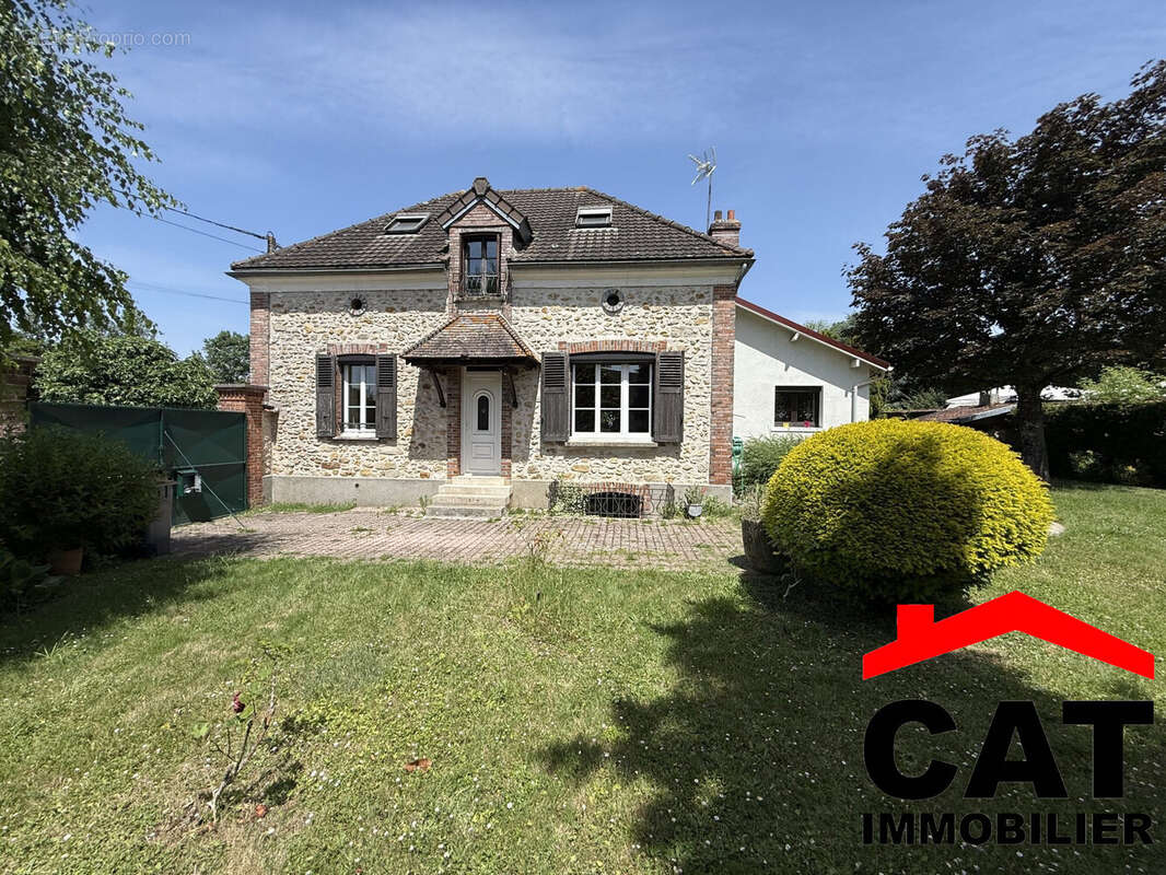 Maison à VERNOU-LA-CELLE-SUR-SEINE