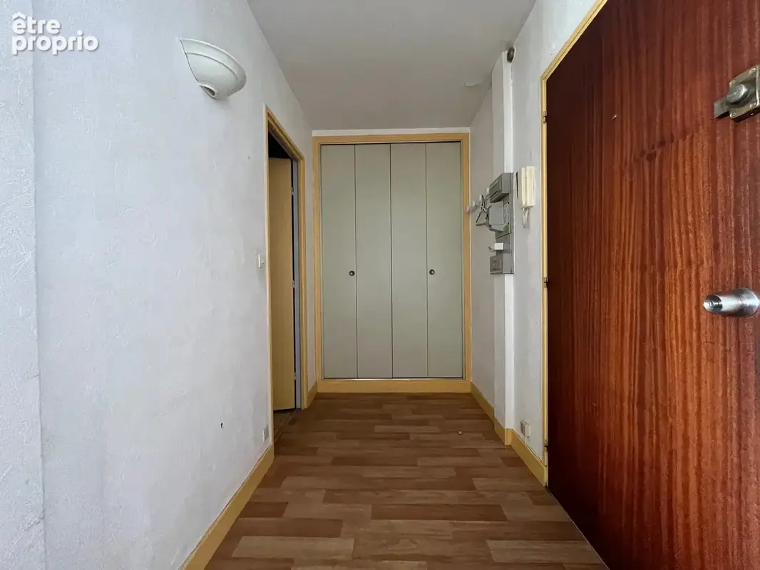 Orléans   appartement avec balcon, parking et cave - photo 6